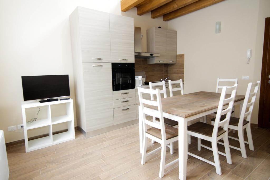 Agriturismo Cascina Della Fontana Lodi Cameră foto